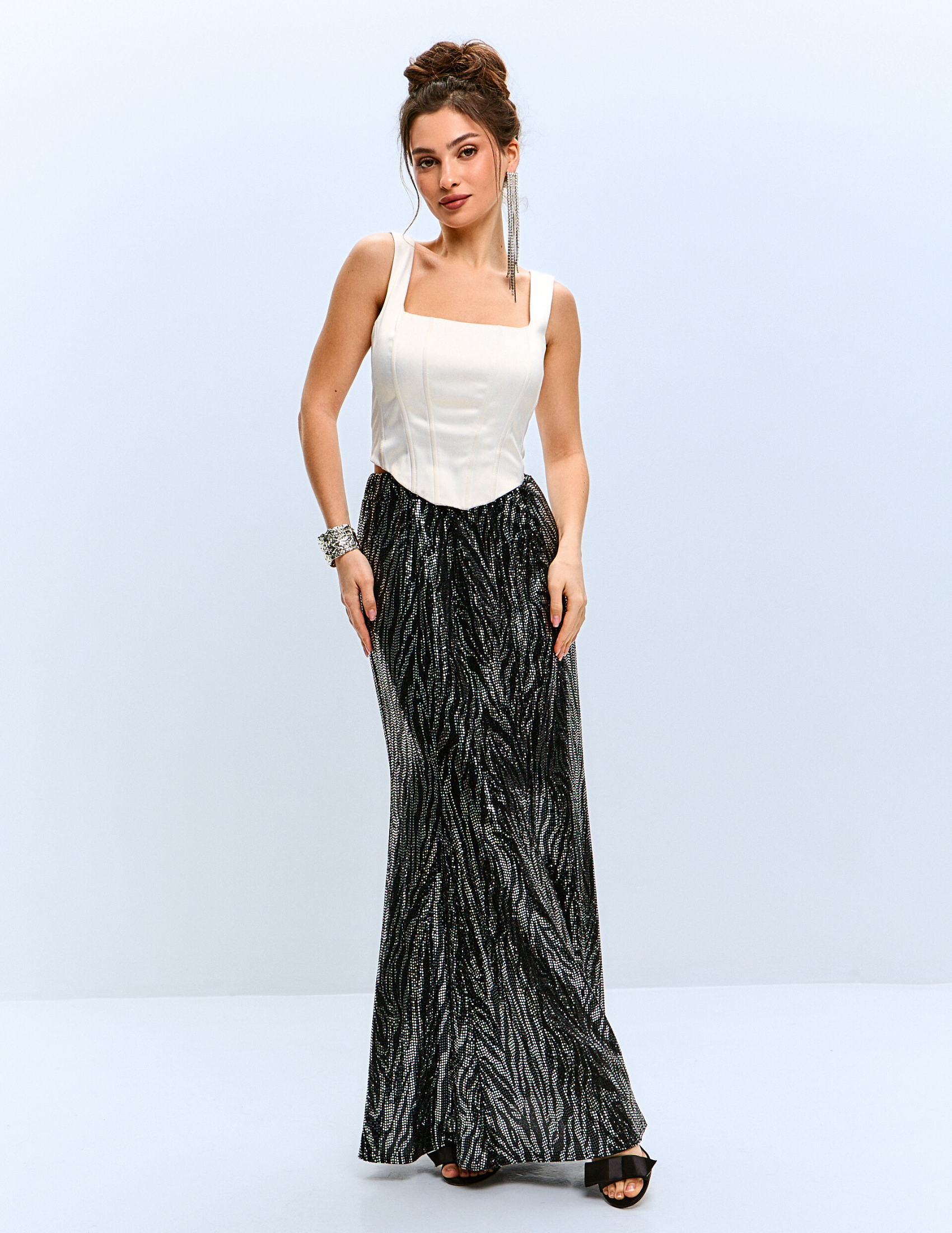 Юбка длинная с пайетками